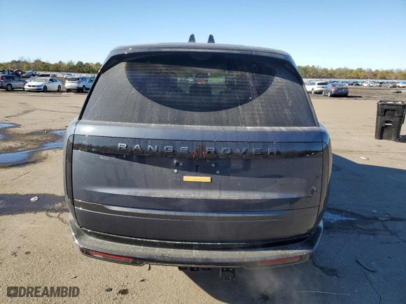 2025 Land Rover Range Rover SE with VIN SALKPBFUXSA265976, listed as a Copart auction lot 41811005 with 620 mi miles and Salvage Title. Bid and sale history available at carsss.com. Image 6.