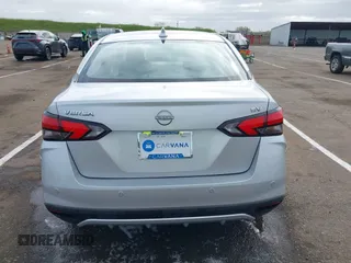 2023 Nissan Versa SV z VIN 3N1CN8EV2PL851282, wystawiony jako IAAI lot #41904319 z przebiegiem 41 651 mil mil oraz . Historia ofert i sprzedaży dostępna na DreamBid. Obrazek 16.