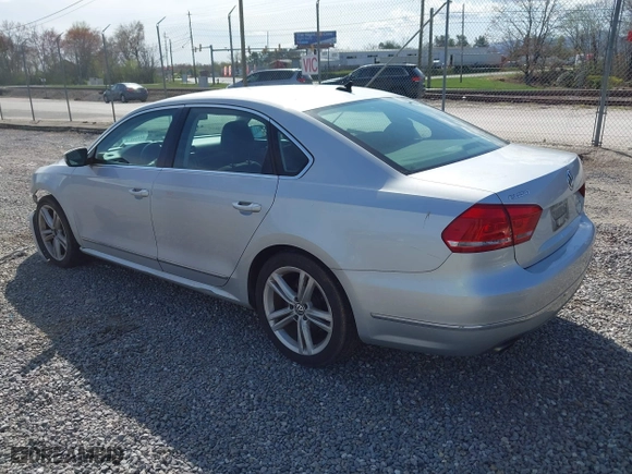 2013 Volkswagen Passat SEL Premium with VIN 1VWCM7A37DC024252, listed as a IAAI auction lot 41944978 with 168,616 mi miles. Bid and sale history available at carsss.com. Image 3.
