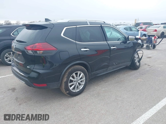 2019 Nissan Rogue SV with VIN KNMAT2MT5KP529837, listed as a IAAI auction lot 41228285 with 99,527 mi miles. Bid and sale history available at carsss.com. Image 4.