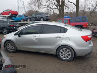 2015 Kia Rio LX with VIN KNADM4A39F6452036, listed as a IAAI auction lot 41516879 with 95,775 mi miles. Bid and sale history available at carsss.com. Image 15.