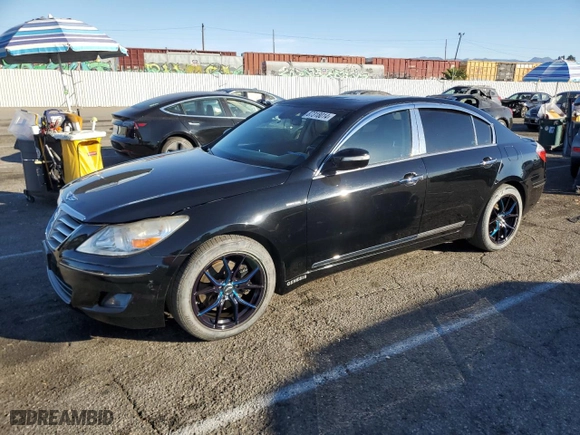 2009 Hyundai Genesis with VIN KMHGC46FX9U040449, listed as a Copart auction lot 87318014 with 209,228 mi miles and Clean Title. Bid and sale history available at carsss.com. Image 1.