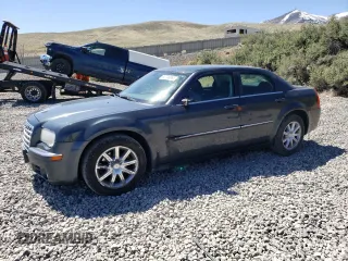 2008 Chrysler 300 с VIN 2C3LA33GX8H201744, выставлен на аукционе Copart как лот 53748965 с пробегом 155 542 миль миль и Списание • Salvage title. История ставок и продаж доступна на DreamBid. Изображение 1.