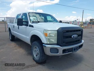 2011 Ford F-250 XL z VIN 1FT7W2B6XBEC15207, wystawiony jako IAAI lot #42484763 z przebiegiem 84 620 mil mil oraz . Historia ofert i sprzedaży dostępna na DreamBid. Obrazek 13.