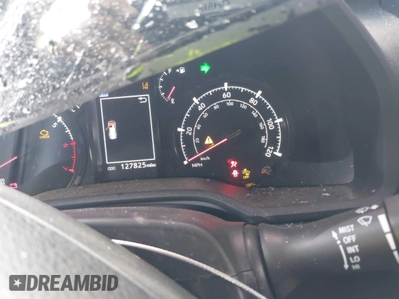 2020 Toyota 4Runner SR5 with VIN JTEBU5JR6L5807164, listed as a IAAI auction lot 42687254 with 127,825 mi miles and . Bid and sale history available at DreamBid. Image 15.