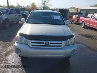 2005 Toyota Highlander z VIN JTEEP21A250076407, wystawiony jako IAAI lot #42050850 z przebiegiem 144 143 mil mil oraz . Historia ofert i sprzedaży dostępna na DreamBid. Obrazek 6.