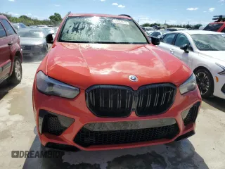 2023 BMW X5 M z VIN 5YMJU0C07P9P13978, wystawiony jako Copart lot #49664573 z przebiegiem Nie podano mil oraz . Historia ofert i sprzedaży dostępna na DreamBid. Obrazek 5.