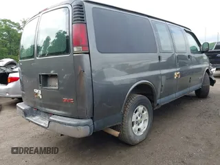 2000 GMC Savana z VIN 1GTFG25R3Y1228802, wystawiony jako IAAI lot #42191466 z przebiegiem 231 335 mil mil oraz . Historia ofert i sprzedaży dostępna na DreamBid. Obrazek 4.