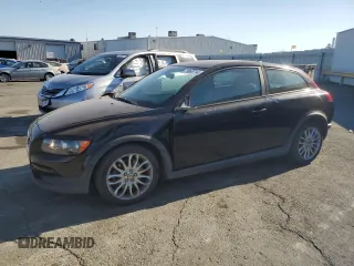 2009 Volvo C30 z VIN YV1MK672692146372, wystawiony jako Copart lot #73968714 z przebiegiem 155 069 mil mil oraz Szkody całkowita. Historia ofert i sprzedaży dostępna na DreamBid. Obrazek 1.