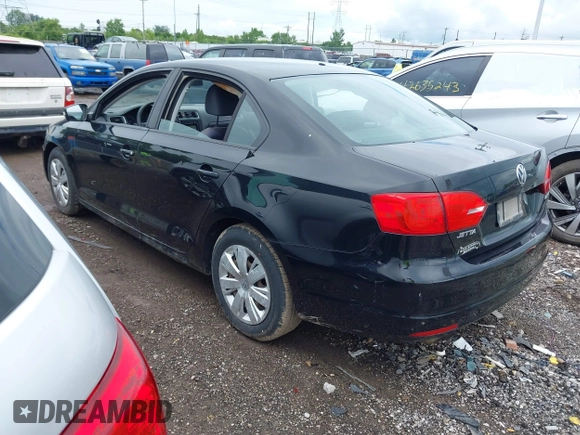 2011 Volkswagen Jetta SE with VIN 3VWDX7AJ7BM353913, listed as a IAAI auction lot 42643516 with 178,943 mi miles and . Bid and sale history available at DreamBid. Image 3.