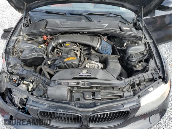 2012 BMW 1 Series 135i with VIN WBAUN7C52CVM26134, listed as a Copart auction lot 43724435 with Not provided miles and Salvage title. Bid and sale history available at DreamBid. Image 13.