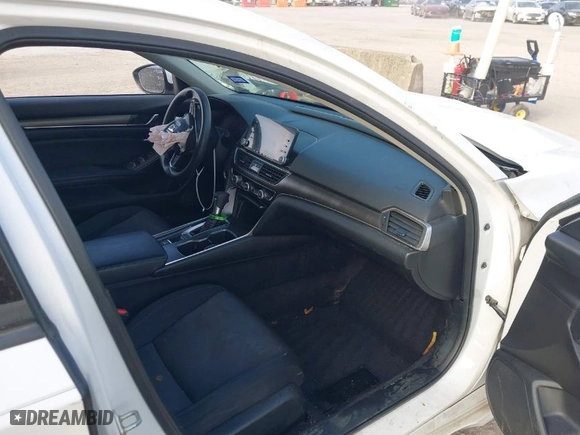 2018 Honda Accord Sedan LX 1.5T with VIN 1HGCV1F13JA175926, listed as a IAAI auction lot 41520052 with 91,613 mi miles. Bid and sale history available at carsss.com. Image 5.