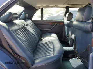 1986 Mercedes-Benz 560 with VIN WDBCA39DXGA234294, listed as a Copart auction lot 45984235 with 90,933 mi miles and Clean Title. Bid and sale history available at DreamBid. Image 10.