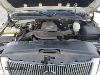 2004 Cadillac Escalade z VIN 1GYEC63T04R277457, wystawiony jako Copart lot #78555564 z przebiegiem 170 153 mil mil oraz Szkoda całkowita • Salvage title. Historia ofert i sprzedaży dostępna na DreamBid. Obrazek 12.