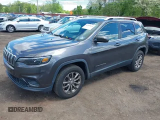 2019 Jeep Cherokee Latitude Plus с VIN 1C4PJMLB6KD355718, выставлен на аукционе IAAI как лот 42209813 с пробегом 101 773 миль миль и . История ставок и продаж доступна на DreamBid. Изображение 17.