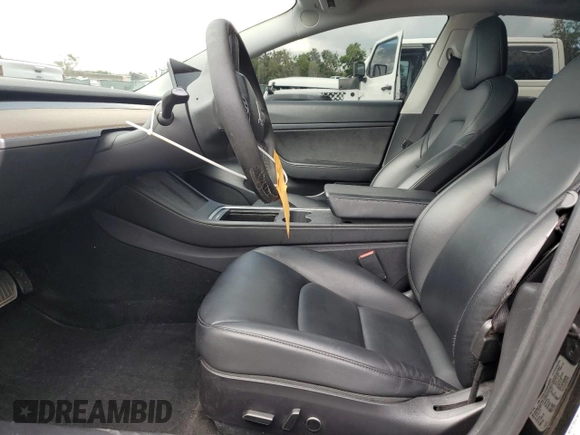 2021 Tesla Model 3 Standard Range Plus z VIN 5YJ3E1EA4MF942646, wystawiony jako Copart lot #56819945 z przebiegiem 39 599 mil mil oraz Nie do naprawy • Non repairable. Historia ofert i sprzedaży dostępna na DreamBid. Obrazek 7.