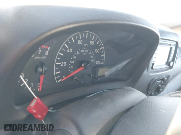 2018 Nissan NV200 SV z VIN 3N6CM0KN1JK701969, wystawiony jako IAAI lot #41600810 z przebiegiem Nie podano mil oraz . Historia ofert i sprzedaży dostępna na DreamBid. Obrazek 7.