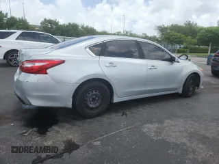 2017 Nissan Altima SV with VIN 1N4AL3AP0HC137920, listed as a Copart auction lot 60939895 with 133,782 mi miles and Clean title. Bid and sale history available at DreamBid. Image 3.