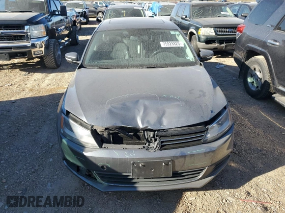 2013 Volkswagen Jetta SE with VIN 3VWDX7AJ9DM428906, listed as a Copart auction lot 46055434 with 175,004 mi miles and Non repairable. Bid and sale history available at DreamBid. Image 5.
