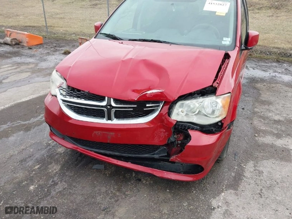 2012 Dodge Grand Caravan SXT with VIN 2C4RDGCG3CR408077, listed as a IAAI auction lot 41532827 with 170,716 mi miles. Bid and sale history available at carsss.com. Image 6.