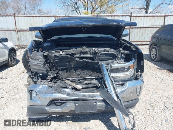 2018 Chevrolet Silverado 1500 LTZ with VIN 3GCUKSEC9JG469059, listed as a IAAI auction lot 41903377 with 140,245 mi miles. Bid and sale history available at carsss.com. Image 12.