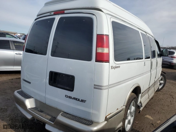 2004 Chevrolet Express Passenger with VIN 1GBFG15T041144358, listed as a Copart auction lot 45413355 with 0 mi miles and Salvage Title. Bid and sale history available at carsss.com. Image 3.