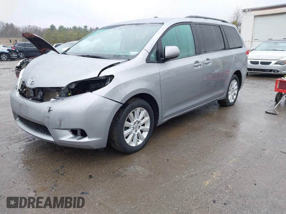 2012 Toyota Sienna LE with VIN 5TDJK3DCXCS040253, listed as a IAAI auction lot 41957623 with 164,780 mi miles. Bid and sale history available at carsss.com. Image 17.