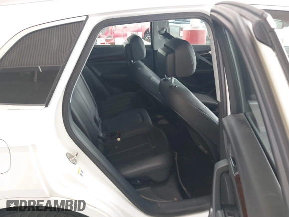 2020 Audi Q5 Premium Plus with VIN WA1BNAFYXL2059038, listed as a IAAI auction lot 42397030 with 103,983 mi miles and . Bid and sale history available at DreamBid. Image 8.
