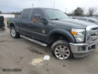 2016 Ford Super Duty F-250 SRW Lariat with VIN 1FT7W2BT5GEA36957, listed as a IAAI auction lot 41632027 with 186,466 mi miles. Bid and sale history available at carsss.com. Image 1.