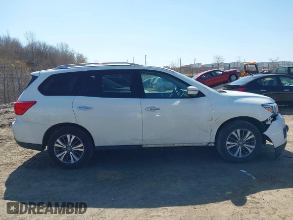 2017 Nissan Pathfinder SV with VIN 5N1DR2MM8HC667792, listed as a IAAI auction lot 41776454 with 185,467 mi miles. Bid and sale history available at carsss.com. Image 13.