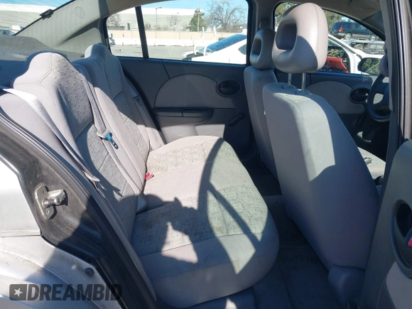 2005 Saturn ION ION 1 z VIN 1G8AG52F45Z170793, wystawiony jako IAAI lot #41637625 z przebiegiem 72 475 mil mil oraz . Historia ofert i sprzedaży dostępna na DreamBid. Obrazek 8.