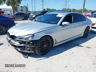 2016 BMW 7 Series 750i xDrive with VIN WBA7F2C52GG417733, listed as a IAAI auction lot 42040625 with 91,007 mi miles. Bid and sale history available at carsss.com. Image 18.