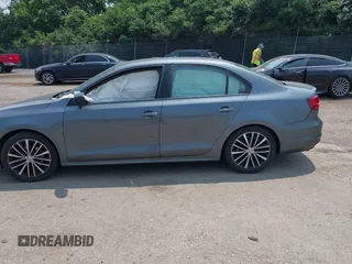 2015 Volkswagen Jetta SE with VIN 3VWD17AJ3FM400653, listed as a IAAI auction lot 42436240 with 149,022 mi miles and . Bid and sale history available at DreamBid. Image 15.