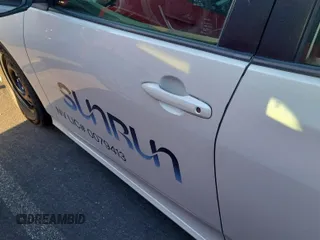 2019 Toyota Prius L Eco z VIN JTDKARFU0K3071589, wystawiony jako IAAI lot #42497984 z przebiegiem 54 762 mil mil oraz . Historia ofert i sprzedaży dostępna na DreamBid. Obrazek 8.