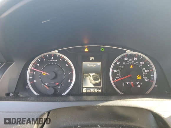 2015 Toyota Camry XLE z VIN 4T1BF1FKXFU100867, wystawiony jako Copart lot #58557775 z przebiegiem 343 934 mil mil oraz Szkoda całkowita • Salvage title. Historia ofert i sprzedaży dostępna na DreamBid. Obrazek 9.