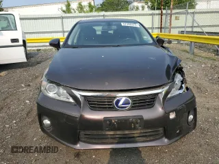 2011 Lexus CT 200h z VIN JTHKD5BH8B2030009, wystawiony jako Copart lot #57466375 z przebiegiem 70 886 mil mil oraz Szkoda całkowita • Salvage title. Historia ofert i sprzedaży dostępna na DreamBid. Obrazek 5.