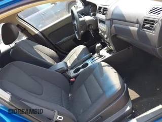 2012 Ford Fusion SE with VIN 3FAHP0HA5CR121001, listed as a IAAI auction lot 42495512 with 176,880 mi miles and . Bid and sale history available at DreamBid. Image 5.
