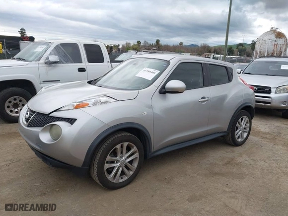 2011 Nissan Juke SL with VIN JN8AF5MR5BT022669, listed as a IAAI auction lot 41789405 with 212,913 mi miles. Bid and sale history available at carsss.com. Image 2.