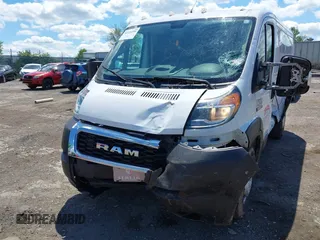 2021 Ram ProMaster Cargo z VIN 3C6LRVVG4ME529686, wystawiony jako IAAI lot #42216599 z przebiegiem 74 985 mil mil oraz . Historia ofert i sprzedaży dostępna na DreamBid. Obrazek 21.