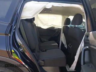 2019 Volkswagen Tiguan S с VIN 3VV1B7AX8KM048544, выставлен на аукционе IAAI как лот 42199240 с пробегом 86 179 миль миль и . История ставок и продаж доступна на DreamBid. Изображение 8.
