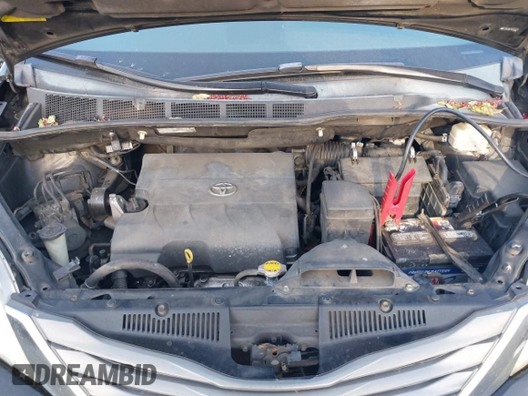 2013 Toyota Sienna XLE AAS with VIN 5TDYK3DC2DS292627, listed as a IAAI auction lot 41953059 with 186,007 mi miles and . Bid and sale history available at DreamBid. Image 10.