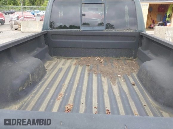 2005 Ford Ranger XL with VIN 1FTYR15E75PA36818, listed as a IAAI auction lot 42272221 with 172,471 mi miles and . Bid and sale history available at DreamBid. Image 8.