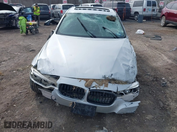 2018 BMW 3 Series 330i with VIN WBA8B9C59JEE81184, listed as a IAAI auction lot 41806952 with Not provided miles and . Bid and sale history available at DreamBid. Image 12.