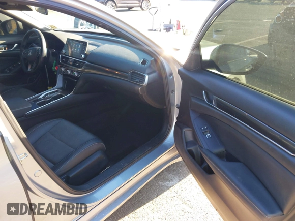 2019 Honda Accord Sport z VIN 1HGCV2F34KA025381, wystawiony jako IAAI lot #41453019 z przebiegiem 107 889 mil mil oraz . Historia ofert i sprzedaży dostępna na DreamBid. Obrazek 5.