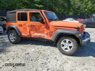 2019 Jeep Wrangler Unlimited Sport S with VIN 1C4HJXDG2KW516005, listed as a Copart auction lot 57330645 with 59,706 mi miles and Salvage title. Bid and sale history available at DreamBid. Image 4.