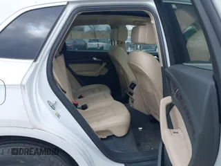 2019 Audi Q5 Prestige with VIN WA1CNAFY5K2057135, listed as a IAAI auction lot 41877915 with 142,007 mi miles. Bid and sale history available at carsss.com. Image 8.