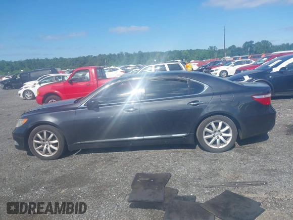 2007 Lexus LS 460 L with VIN JTHGL46F375009134, listed as a IAAI auction lot 42298378 with 131,292 mi miles and . Bid and sale history available at DreamBid. Image 14.