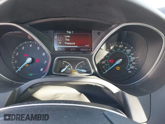 2012 Ford Focus SEL with VIN 1FAHP3M21CL145245, listed as a IAAI auction lot 41320151 with 85,630 mi miles. Bid and sale history available at carsss.com. Image 7.