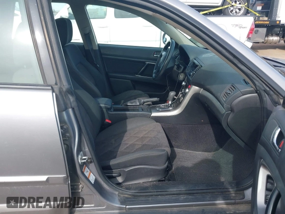 2008 Subaru Outback with VIN 4S4BP60C187331573, listed as a IAAI auction lot 41564324 with 292,807 mi miles and . Bid and sale history available at DreamBid. Image 5.