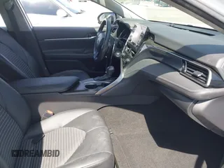 2021 Toyota Camry SE Nightshade with VIN 4T1G11AK8MU553894, listed as a IAAI auction lot 41847408 with 28,557 mi miles. Bid and sale history available at carsss.com. Image 5.